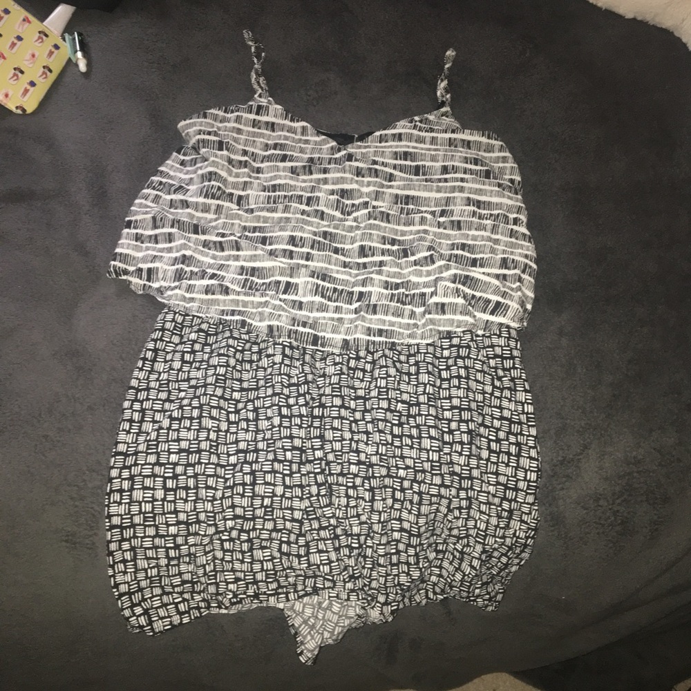 Old Navy 2 pattern Romper